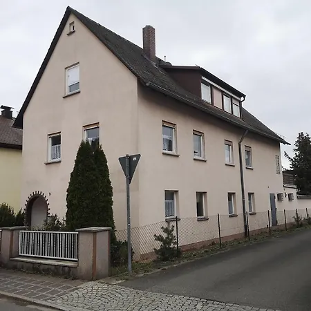 Apartamento Grosszuegige 3-zimmer Mit Garage Und Garten *